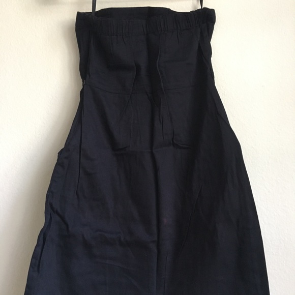 Black tube dress with pockets - Picture 3 of 3